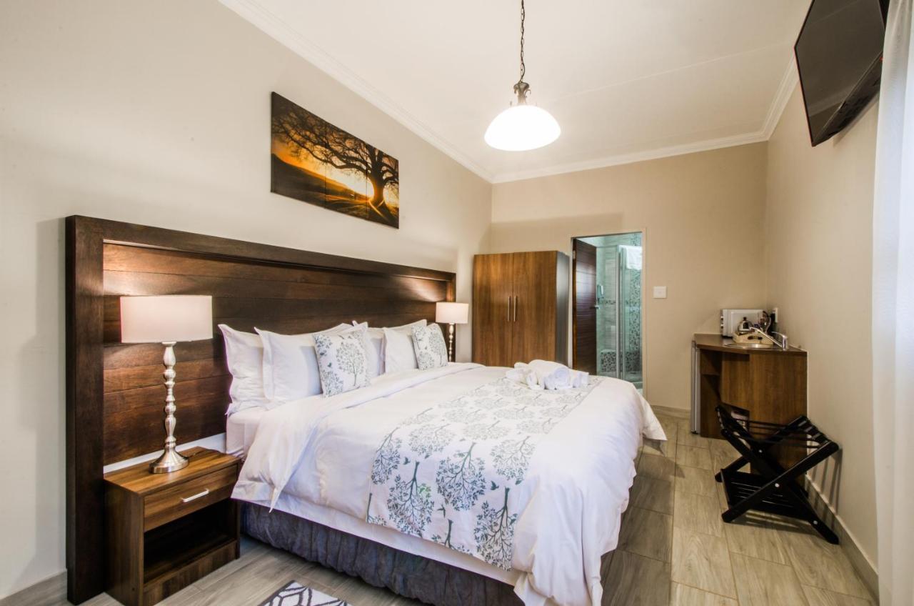 Three Olives Guesthouse Centurion Exterior foto